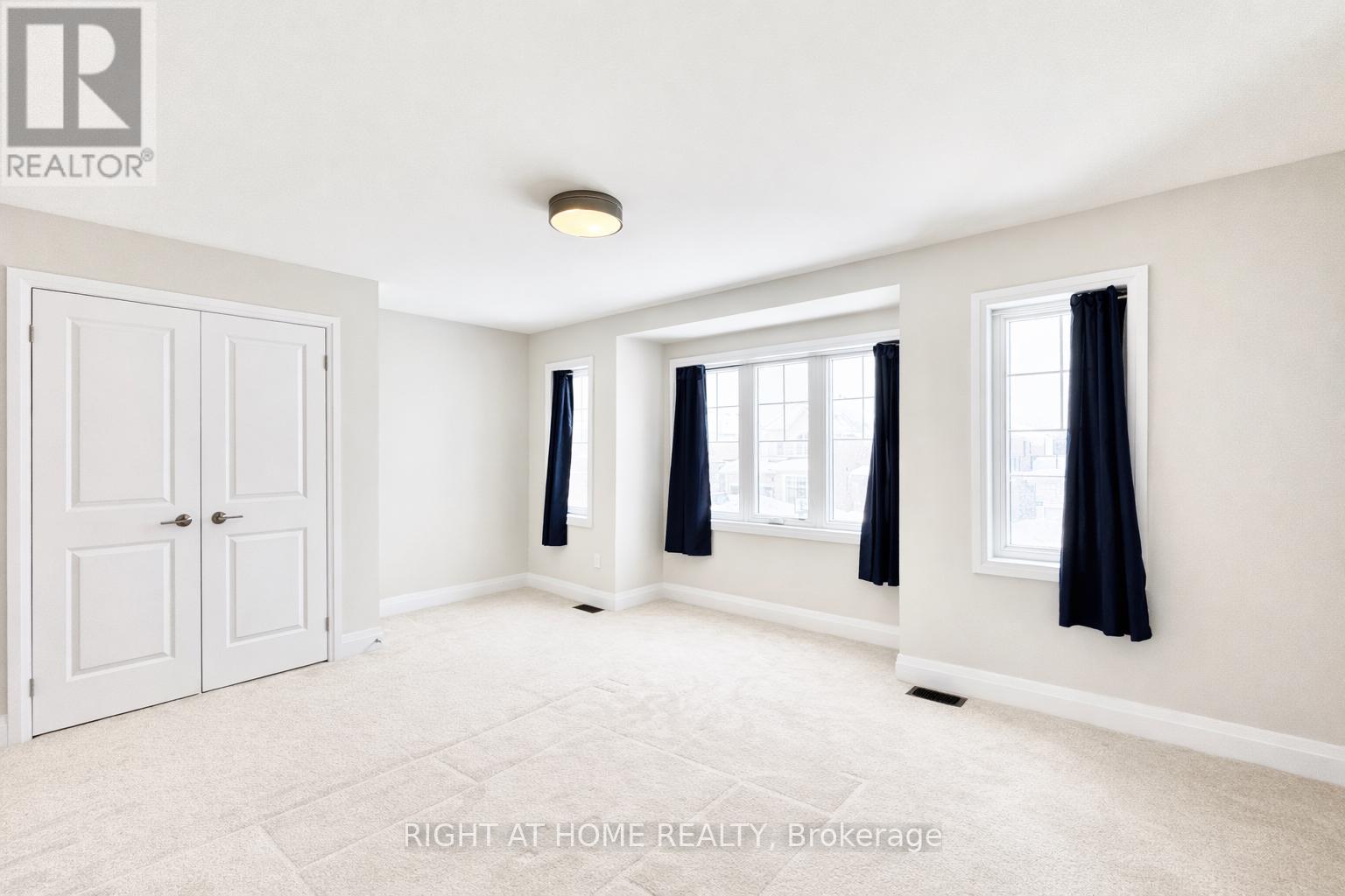 9 Sweet Cicely Street, Springwater, Ontario  L9X 2E2 - Photo 13 - S12819994