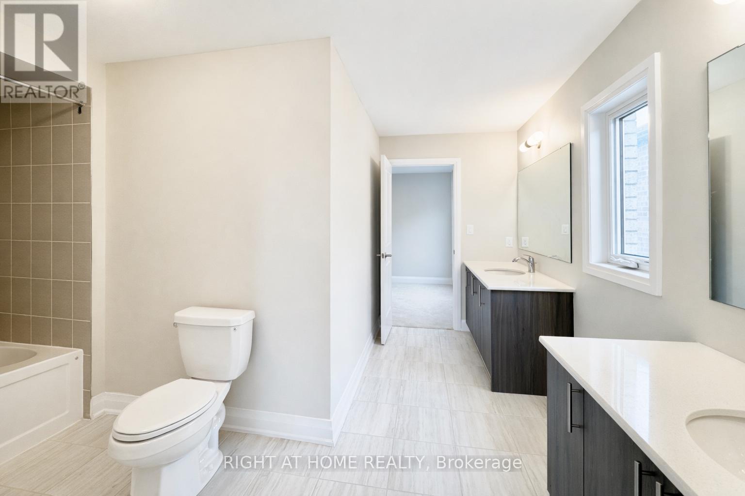 9 Sweet Cicely Street, Springwater, Ontario  L9X 2E2 - Photo 15 - S12819994