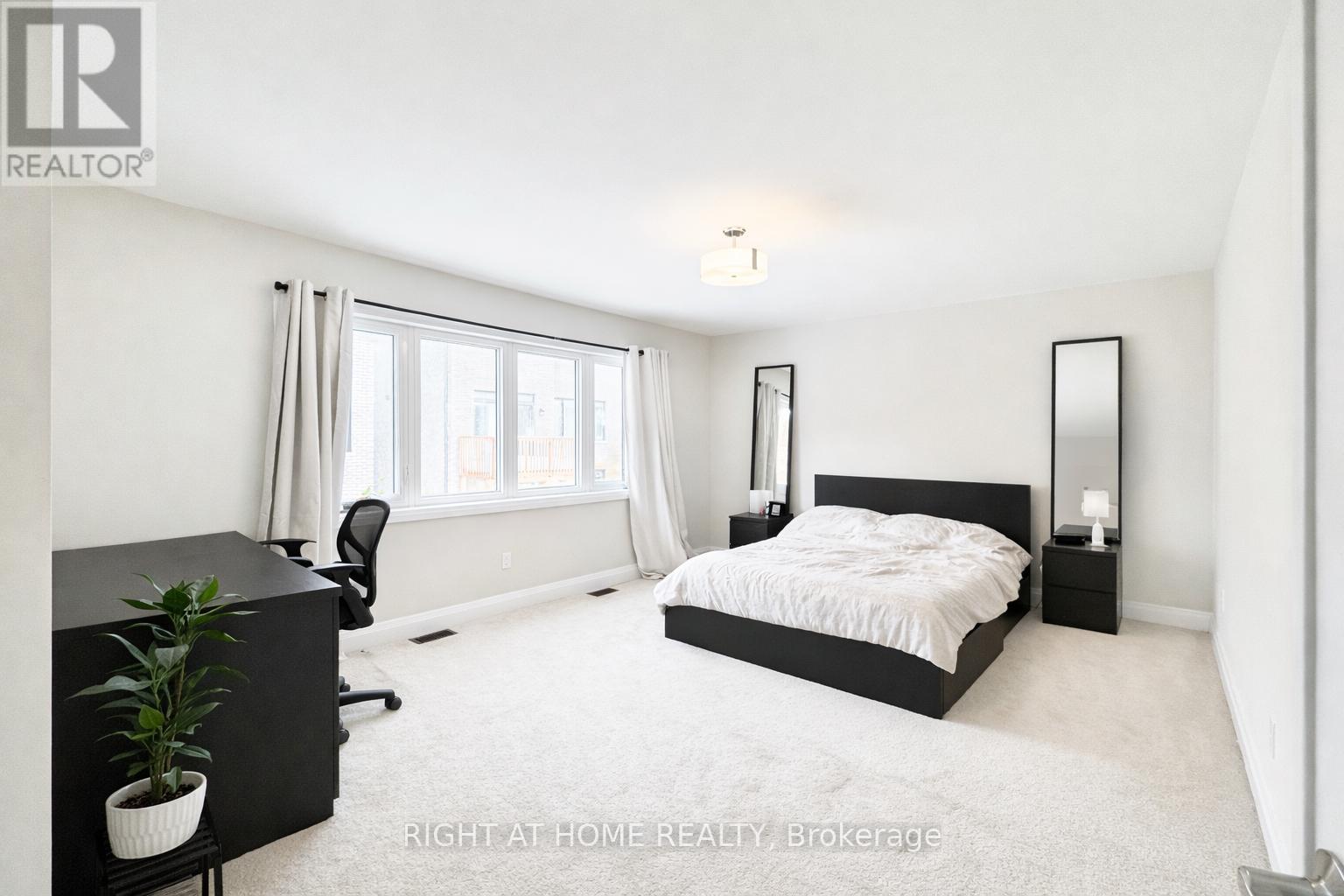 9 Sweet Cicely Street, Springwater, Ontario  L9X 2E2 - Photo 7 - S12819994