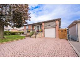 36 MIDCROFT DRIVE, Toronto, Ontario