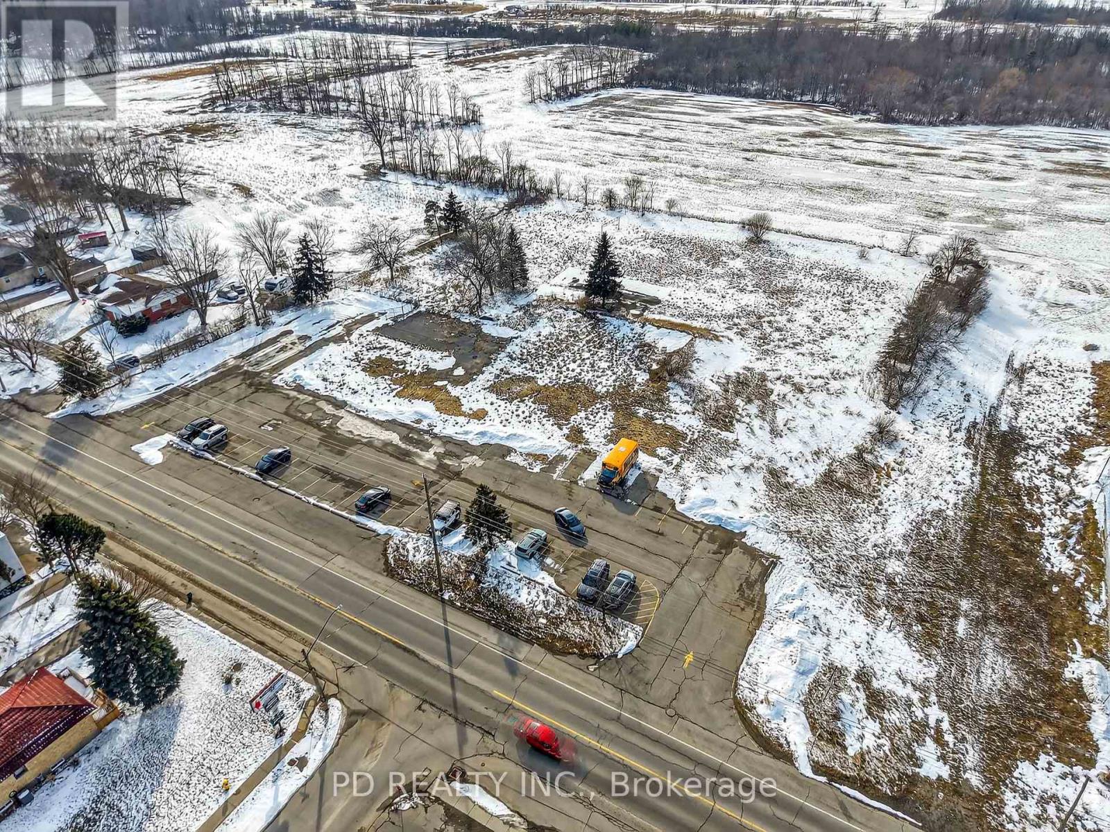 243 Gorham Road, Fort Erie, Ontario  L0S 1N0 - Photo 3 - X12816206