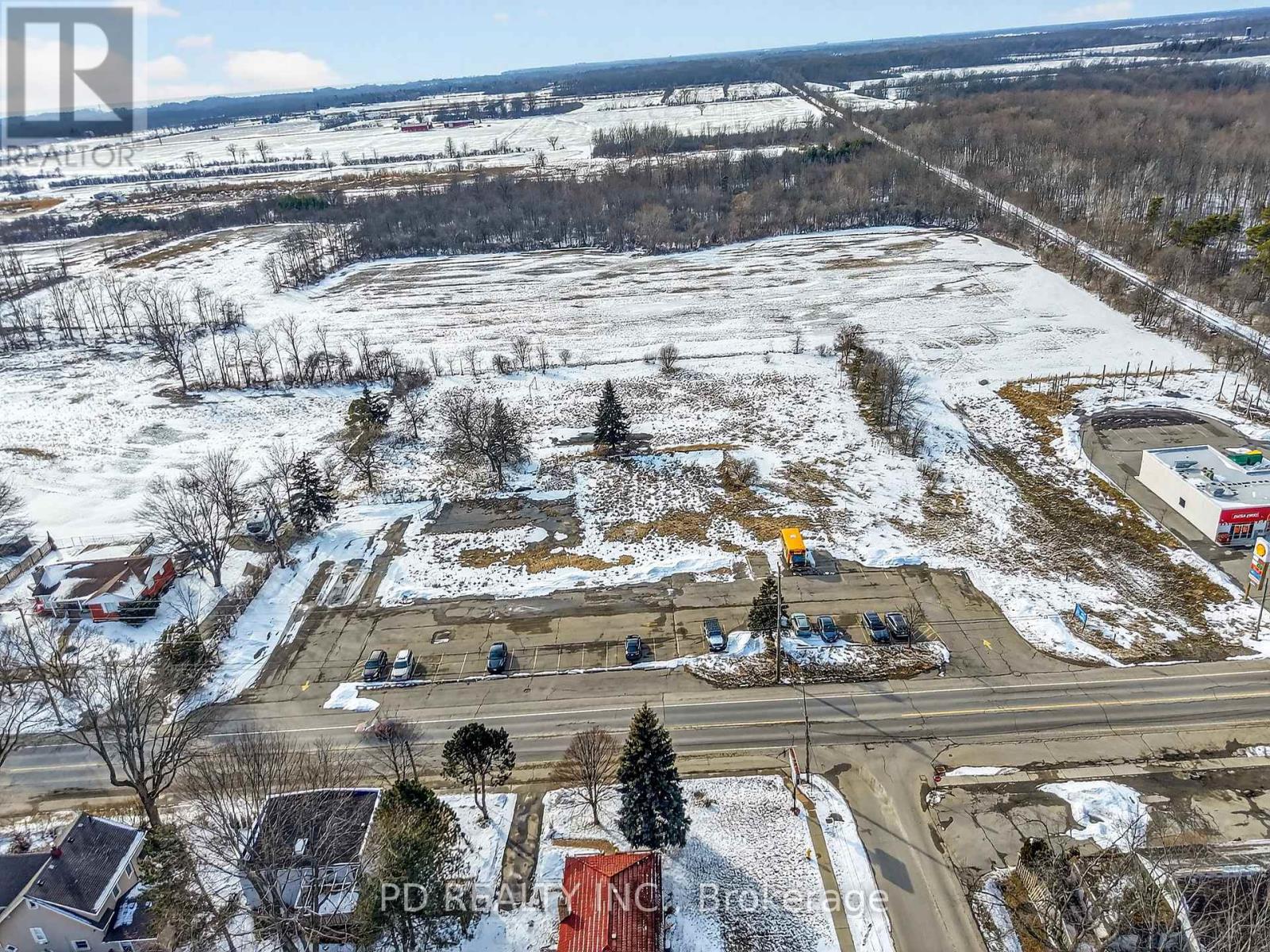 243 Gorham Road, Fort Erie, Ontario  L0S 1N0 - Photo 2 - X12816206