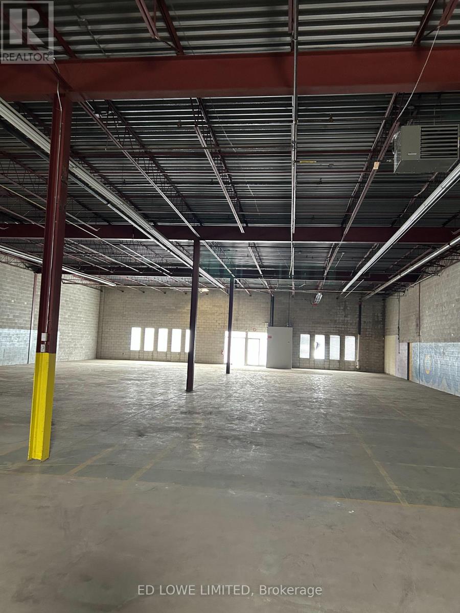 11 & 12 - 230 Bayview Drive, Barrie, Ontario  L4N 4Y8 - Photo 4 - S9266350