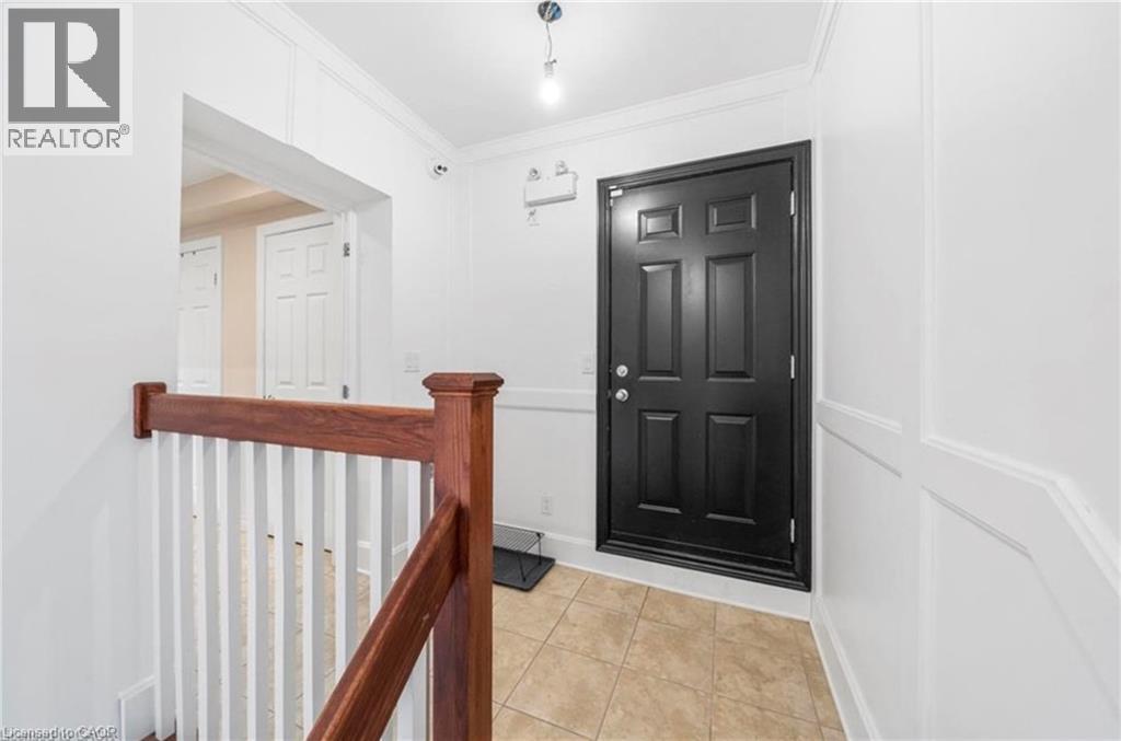 215 Locke Street Unit# Upper, Hamilton, Ontario  L8P 4B6 - Photo 4 - 40807695