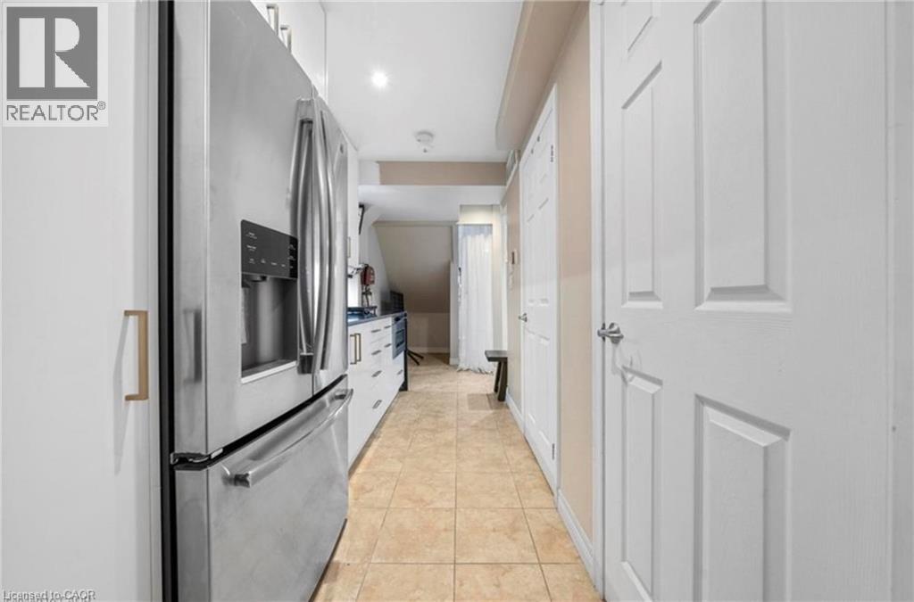 215 Locke Street Unit# Upper, Hamilton, Ontario  L8P 4B6 - Photo 5 - 40807695