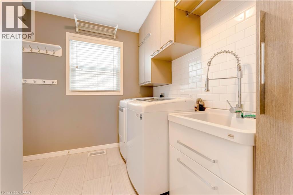 505 Snowdrop Court, Kitchener, Ontario  N2E 4G4 - Photo 14 - 40807393