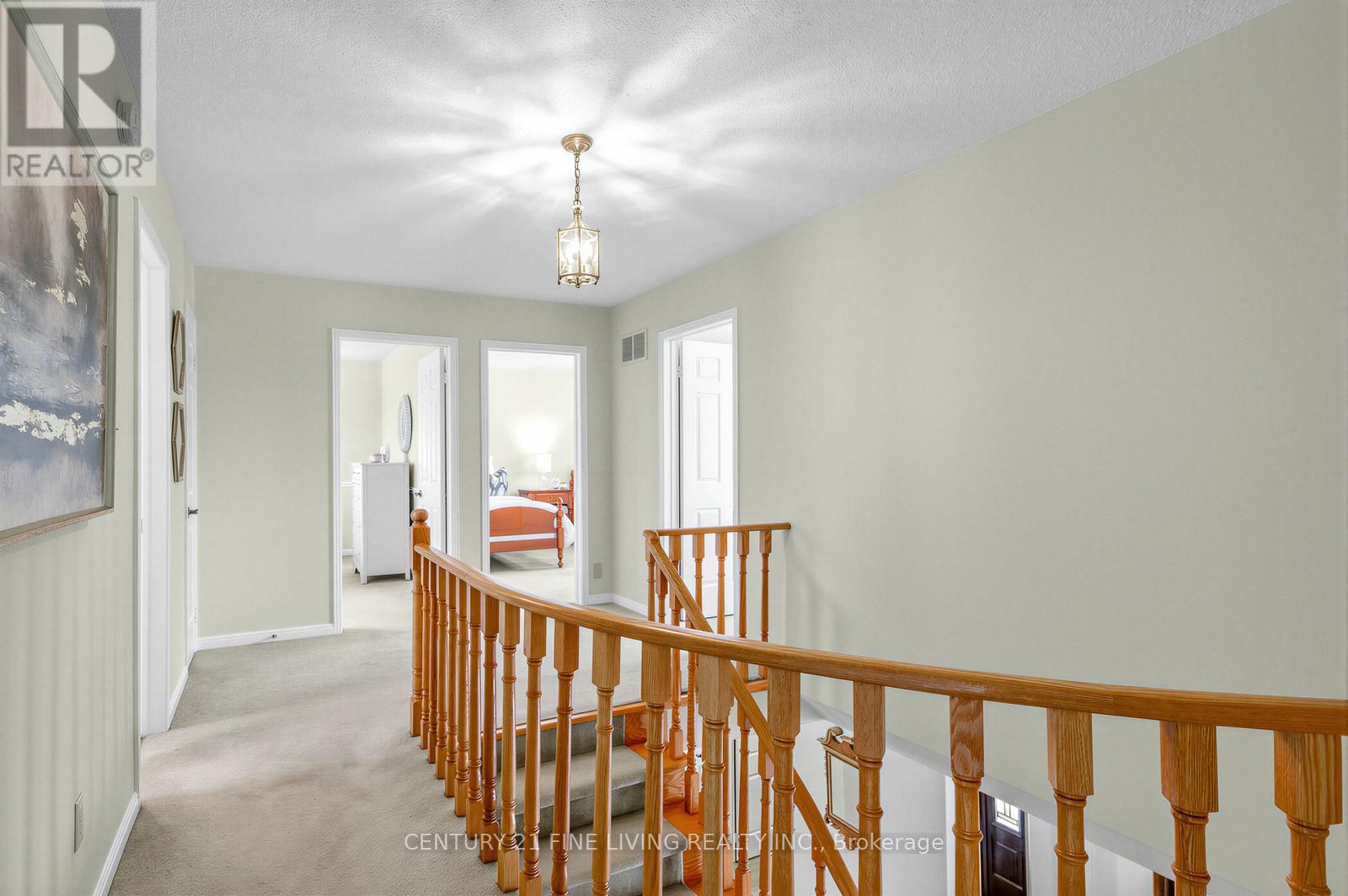 1062 Saginaw Crescent, Mississauga, Ontario  L5H 3W5 - Photo 18 - W12819860