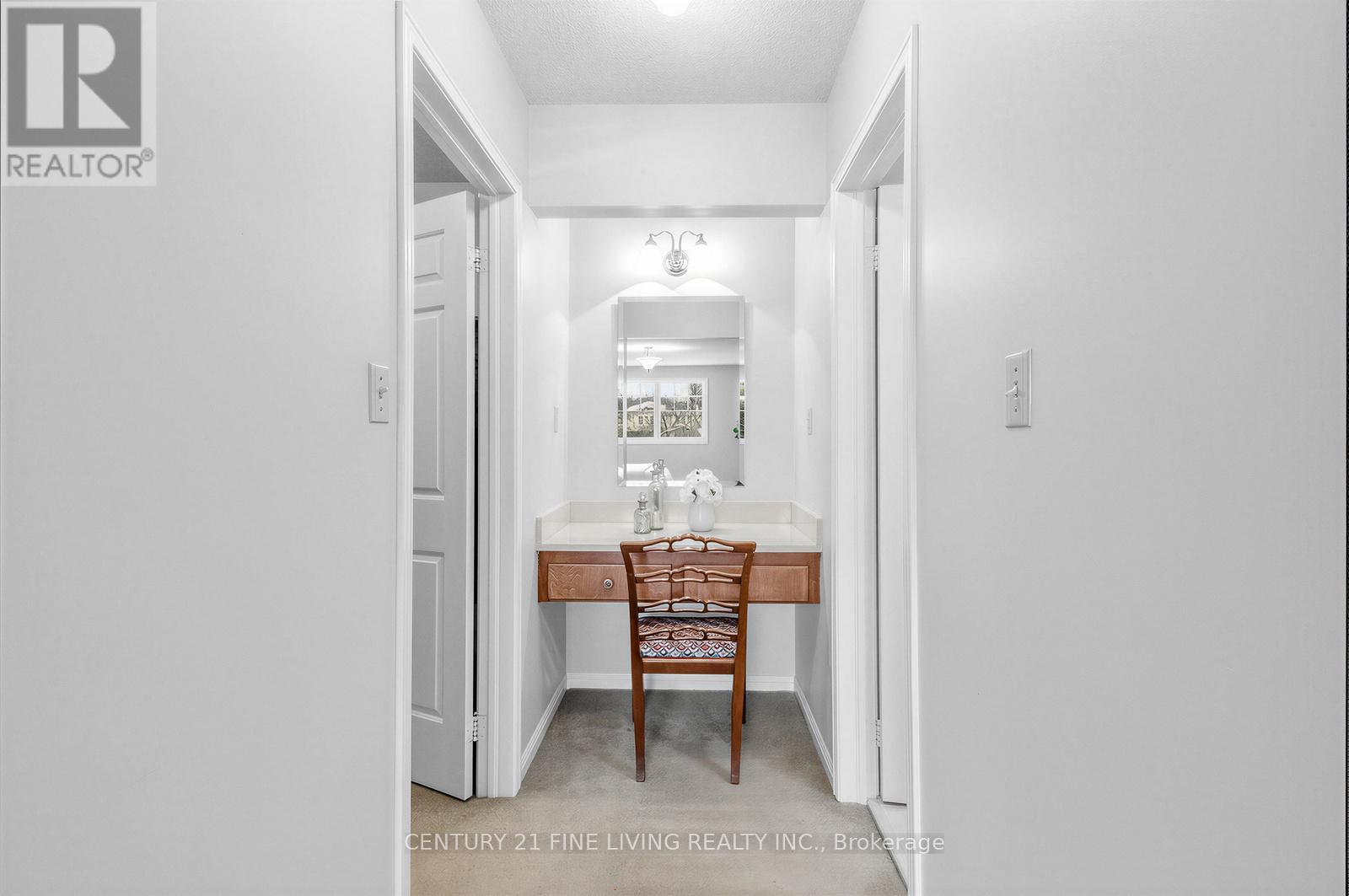 1062 Saginaw Crescent, Mississauga, Ontario  L5H 3W5 - Photo 22 - W12819860