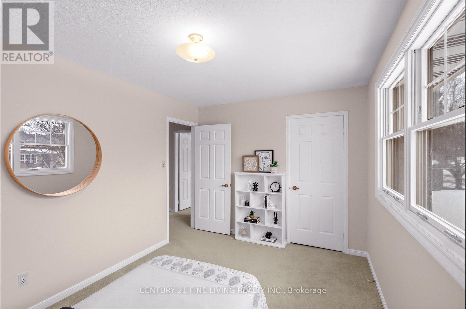 1062 Saginaw Crescent, Mississauga, Ontario  L5H 3W5 - Photo 30 - W12819860