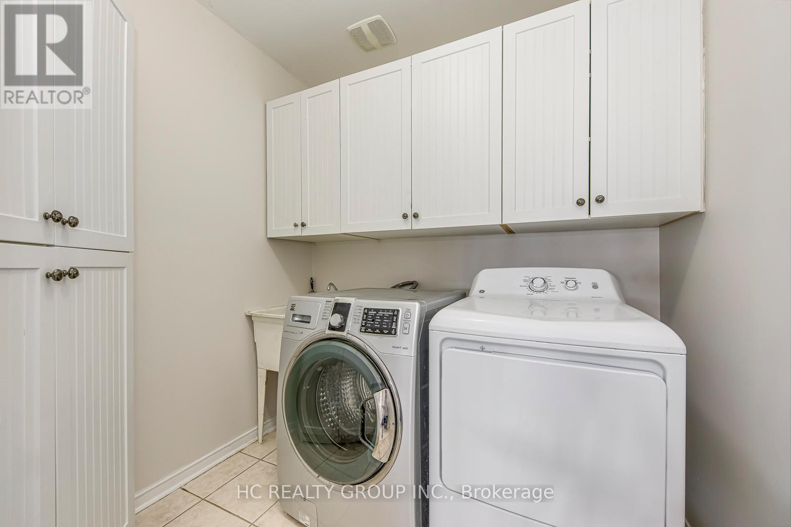 2344 Stone Glen Crescent, Oakville, Ontario  L6M 0C7 - Photo 15 - W12819876