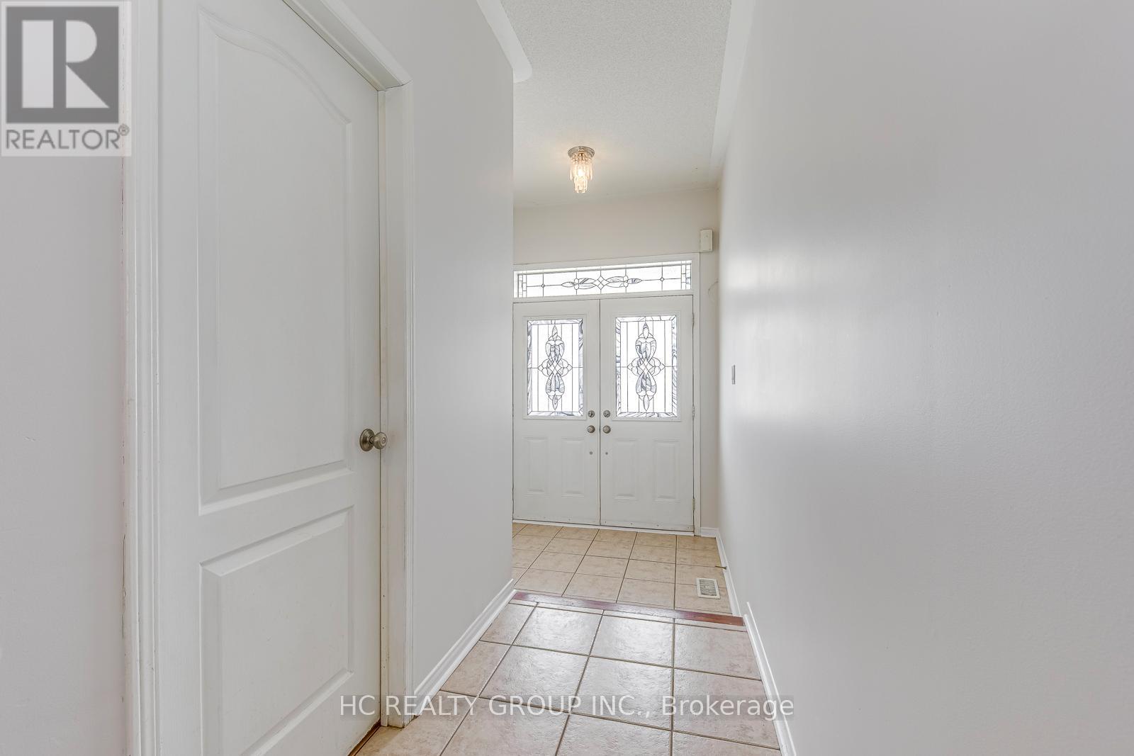 2344 Stone Glen Crescent, Oakville, Ontario  L6M 0C7 - Photo 4 - W12819876