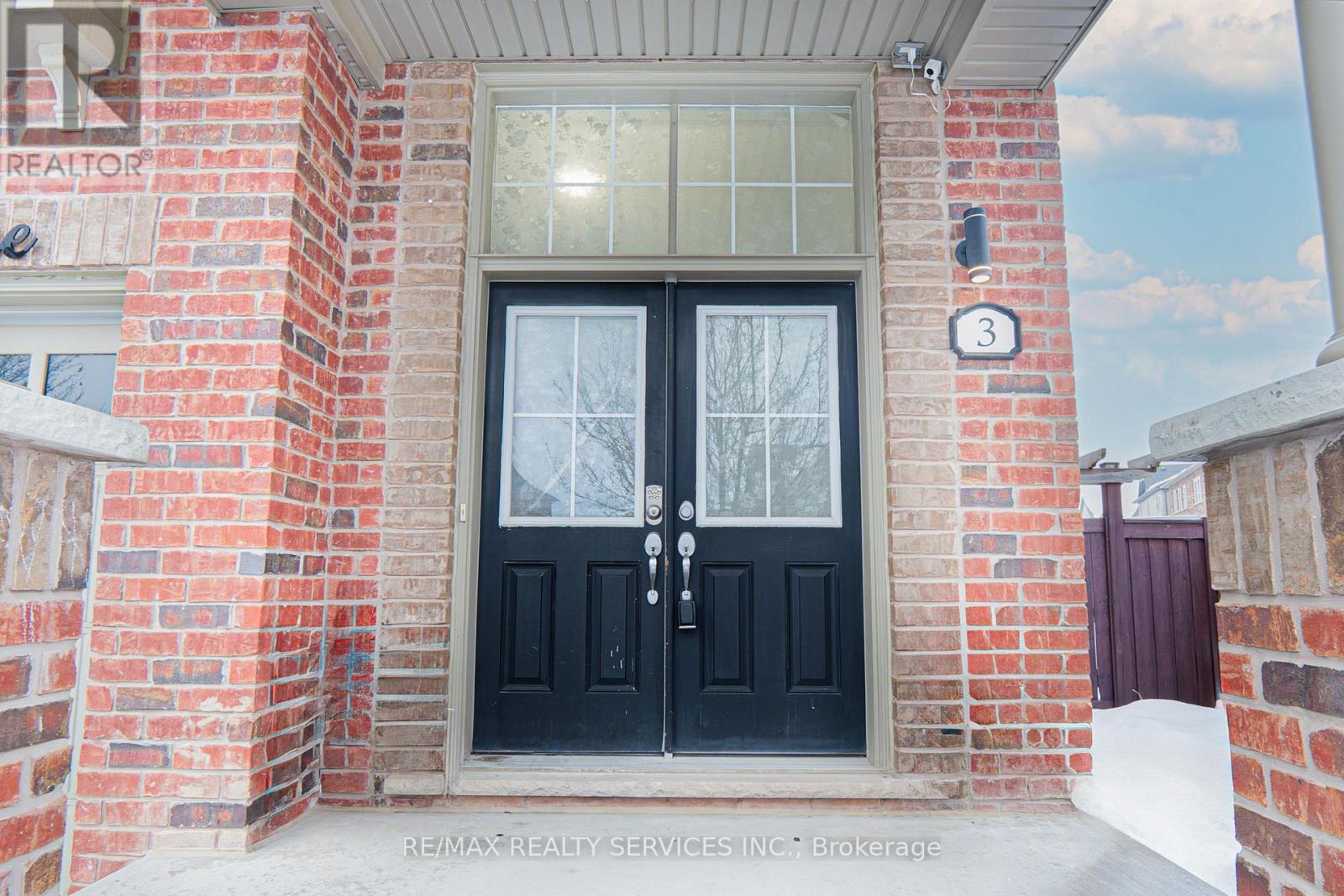 3 Tokara Avenue, Caledon, Ontario  L7C 3P3 - Photo 2 - W12819906