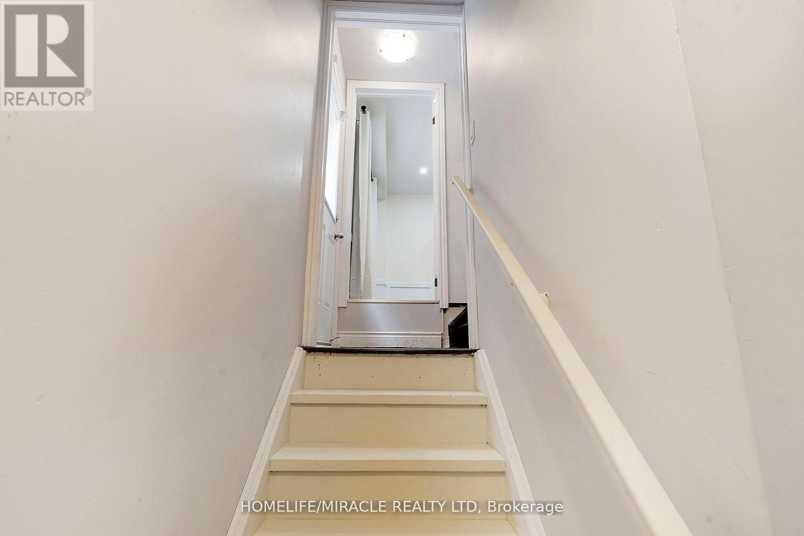 10 Dalecrest Road, Brampton, Ontario  L6X 5N3 - Photo 34 - W12819910