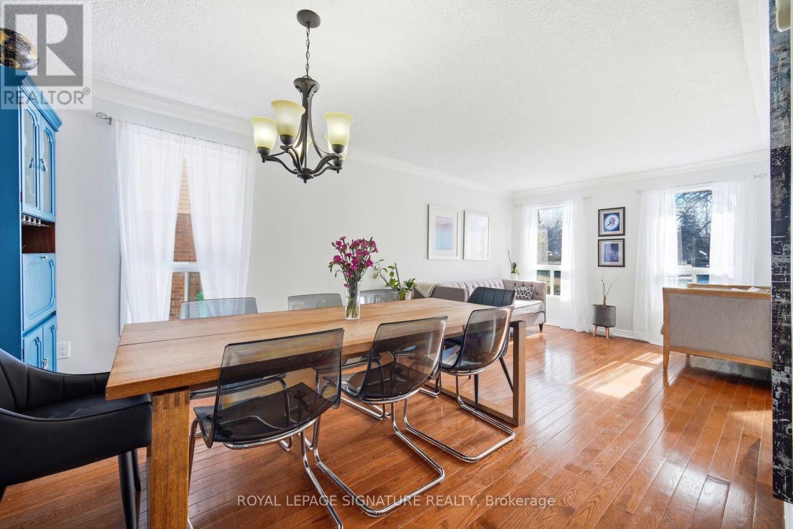 46 Myna Court, Brampton, Ontario  L6S 4H8 - Photo 13 - W12819928