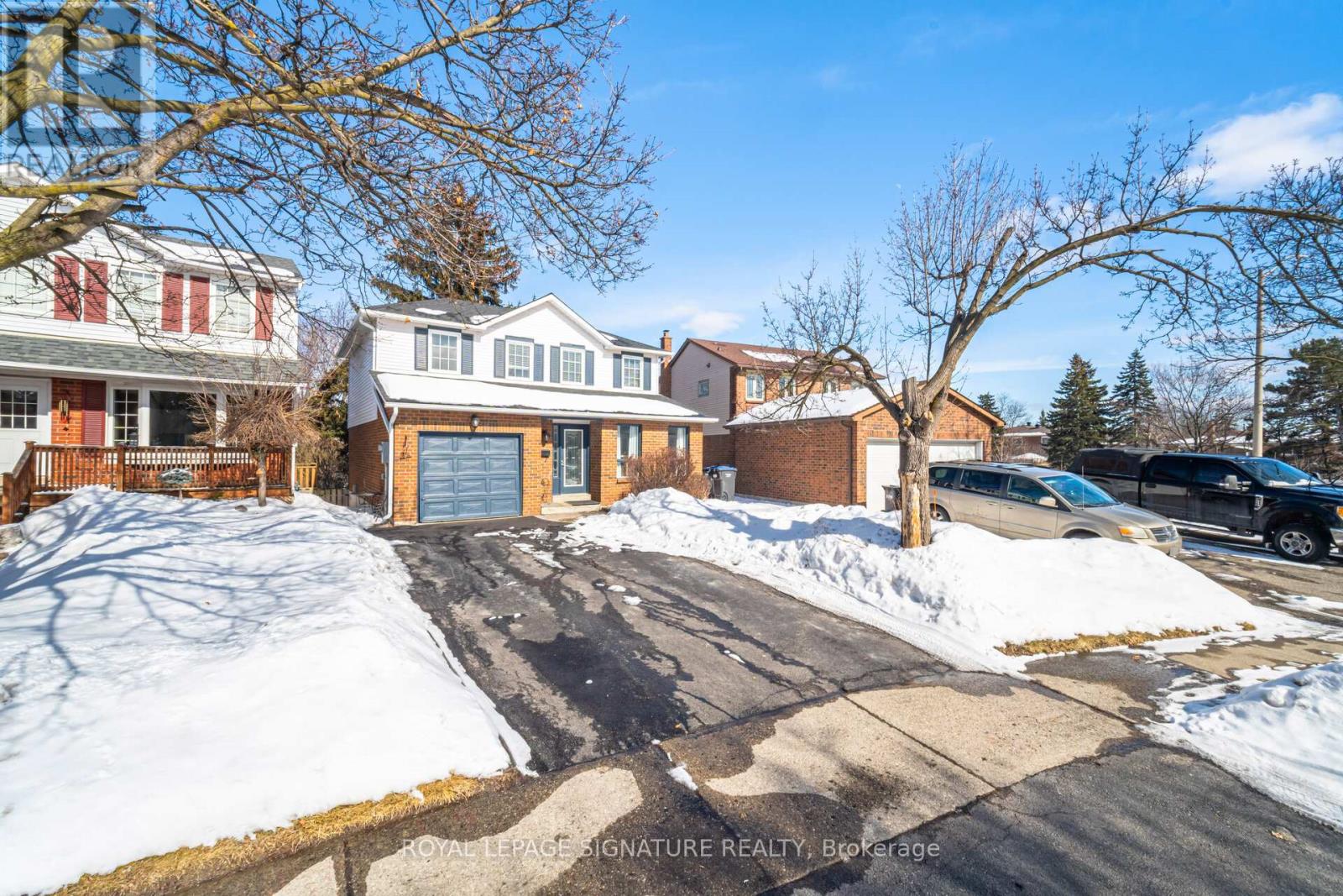 46 Myna Court, Brampton, Ontario  L6S 4H8 - Photo 2 - W12819928