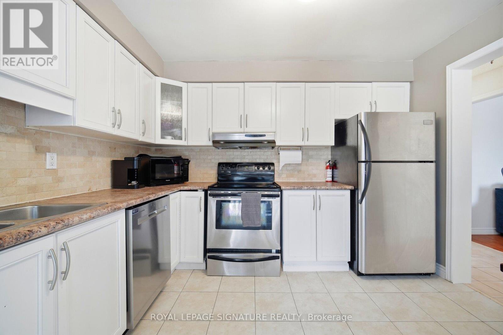 46 Myna Court, Brampton, Ontario  L6S 4H8 - Photo 21 - W12819928