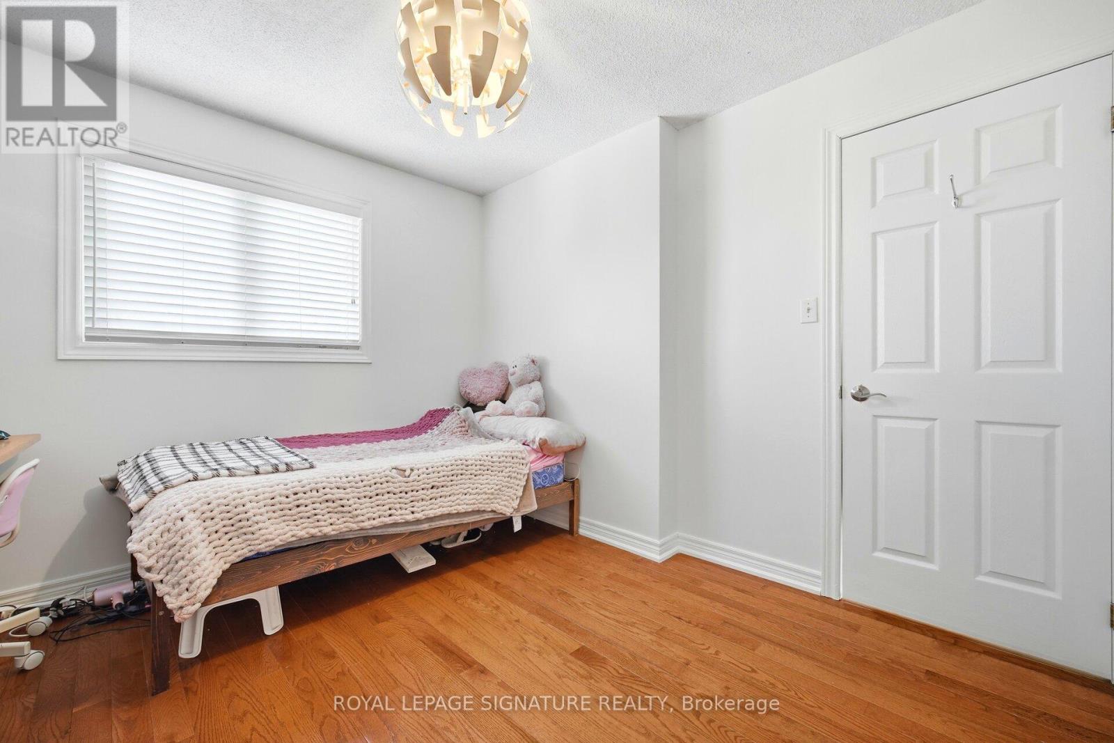 46 Myna Court, Brampton, Ontario  L6S 4H8 - Photo 39 - W12819928