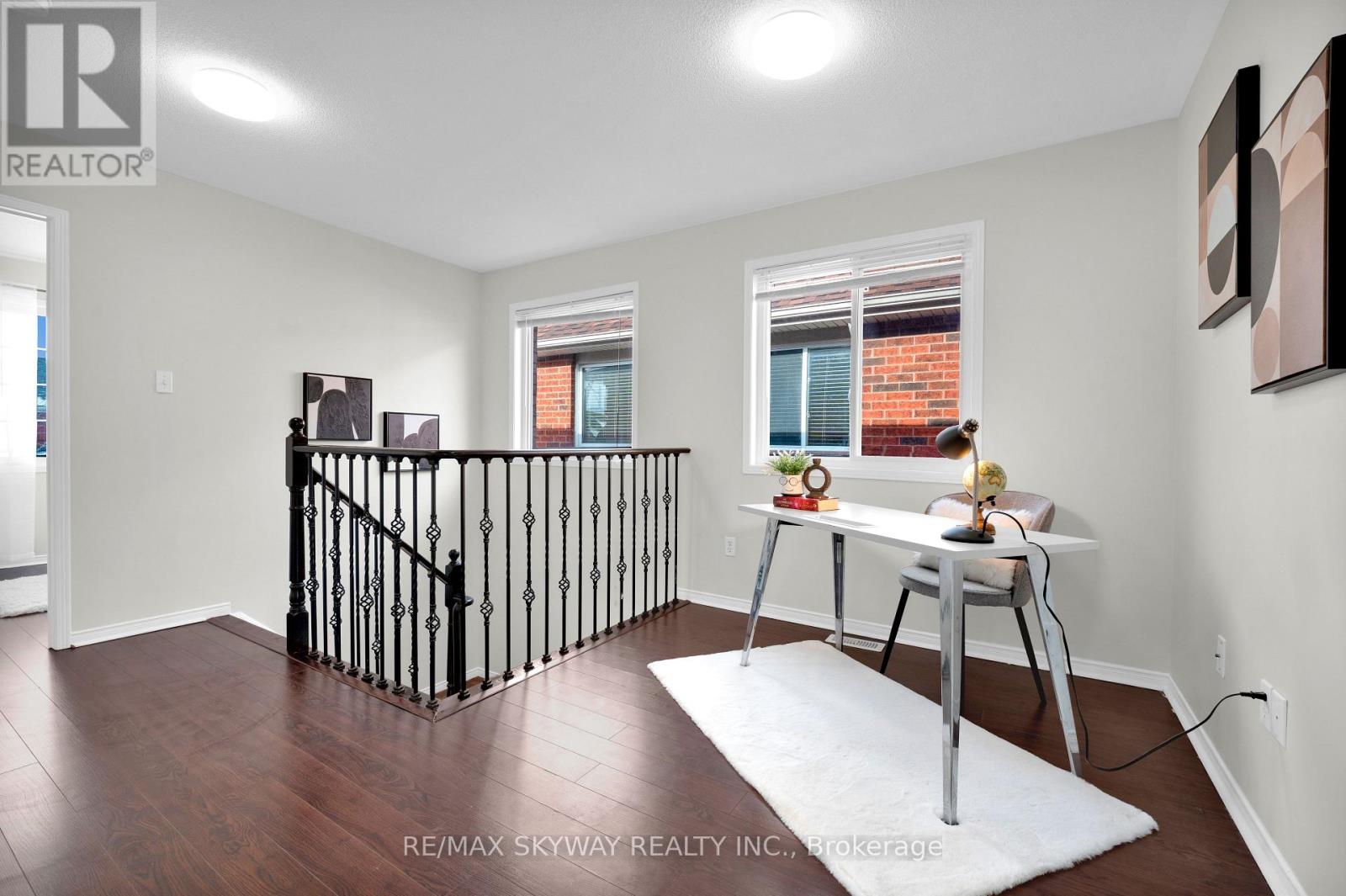 108 Bushmill Circle, Brampton, Ontario  L7A 0K6 - Photo 19 - W12819944