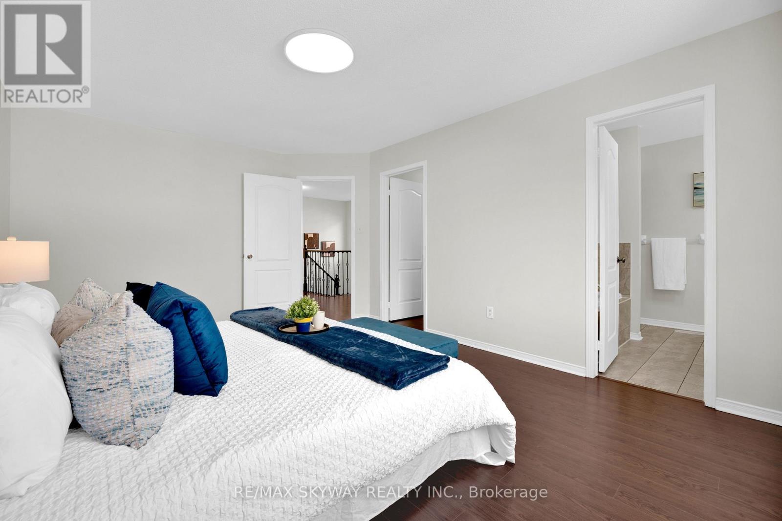 108 Bushmill Circle, Brampton, Ontario  L7A 0K6 - Photo 21 - W12819944