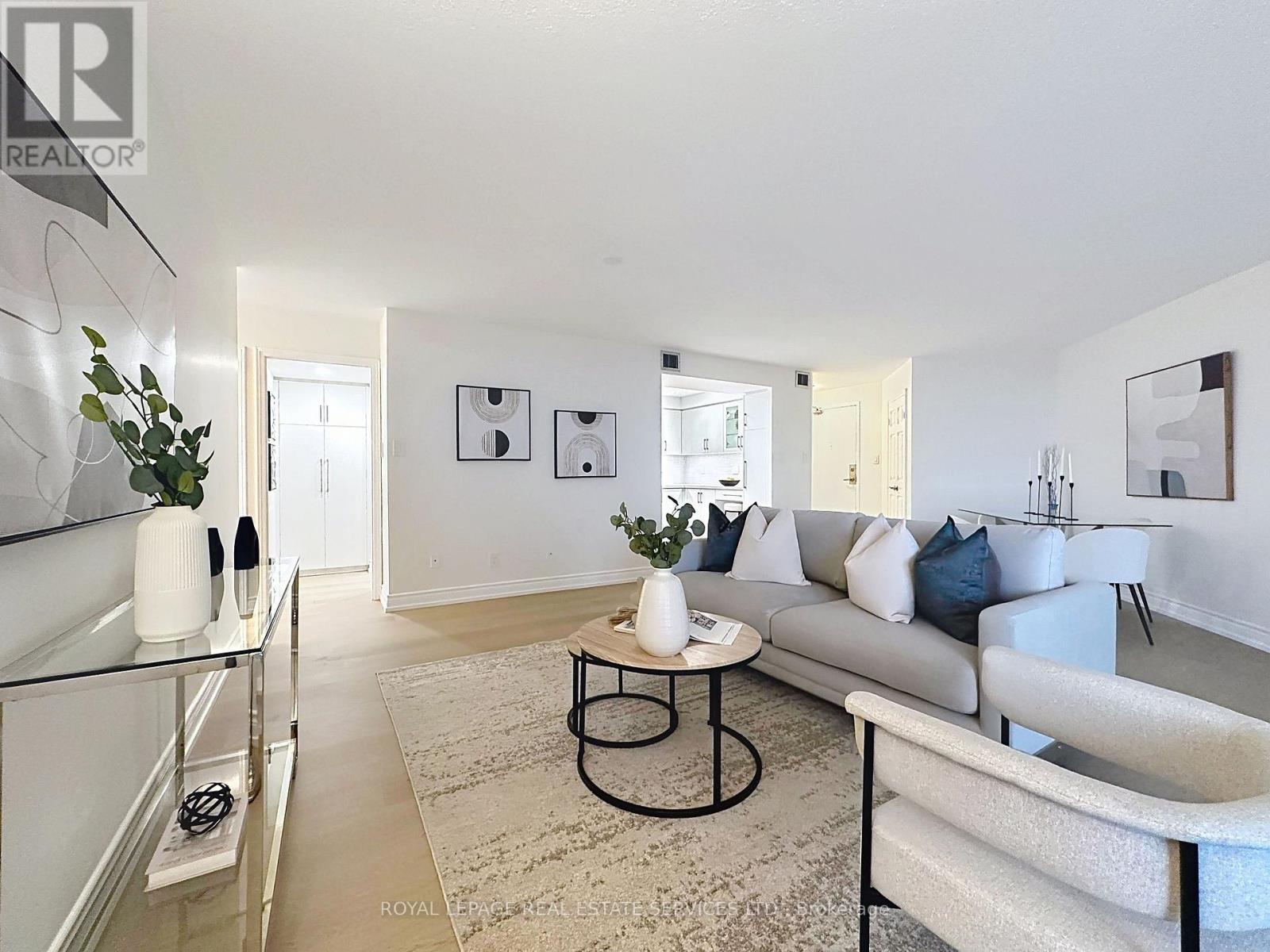 1008 - 95 La Rose Avenue, Toronto, Ontario M9P 3T2 - Photo 12 - W12819988