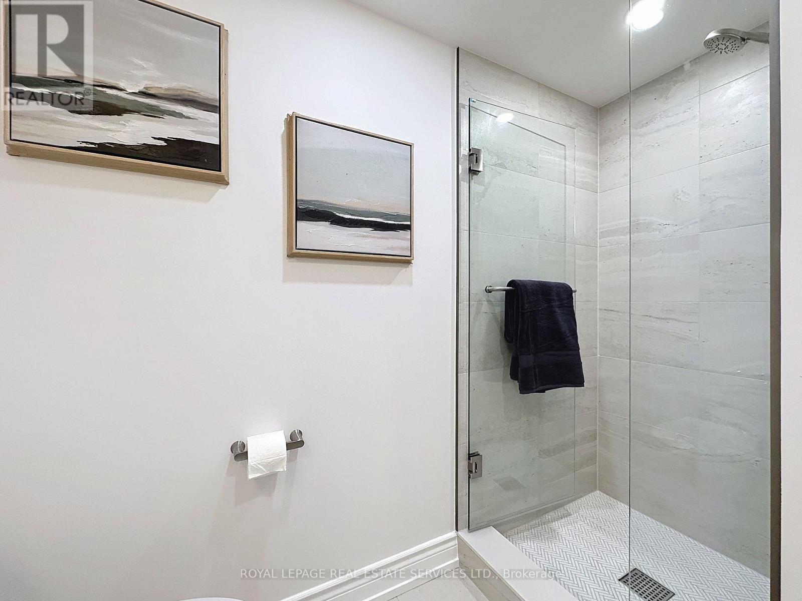 1008 - 95 La Rose Avenue, Toronto, Ontario M9P 3T2 - Photo 28 - W12819988