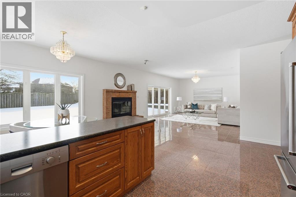 593 Rymal Road W, Hamilton, Ontario  L9B 1B7 - Photo 11 - 40803247