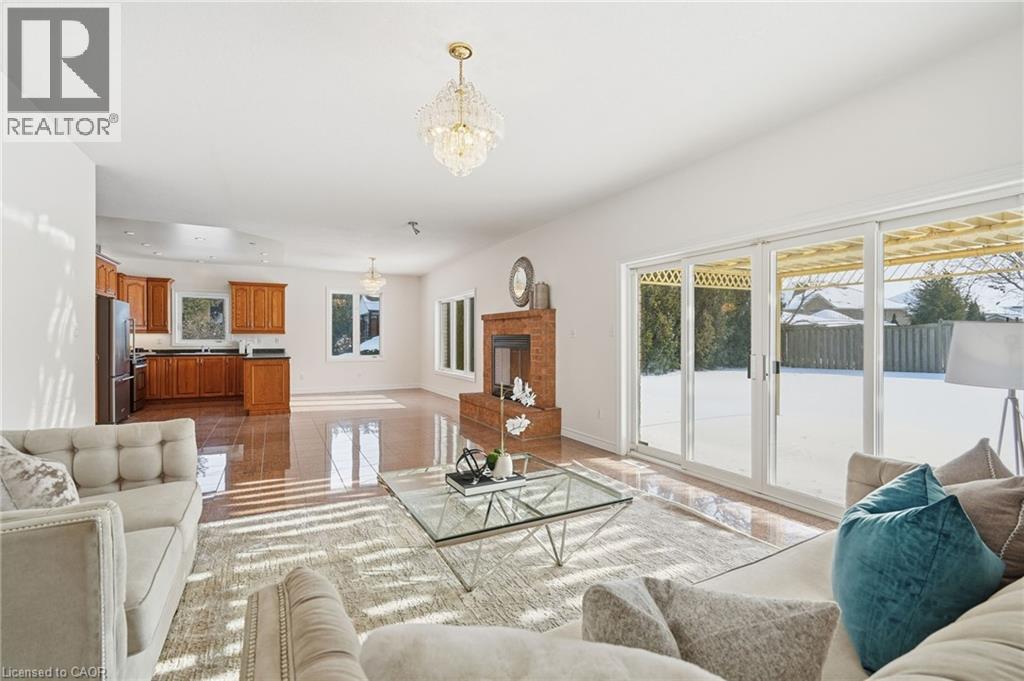 593 Rymal Road W, Hamilton, Ontario  L9B 1B7 - Photo 17 - 40803247