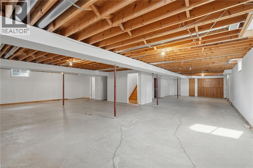 593 Rymal Road W, Hamilton, Ontario  L9B 1B7 - Photo 28 - 40803247