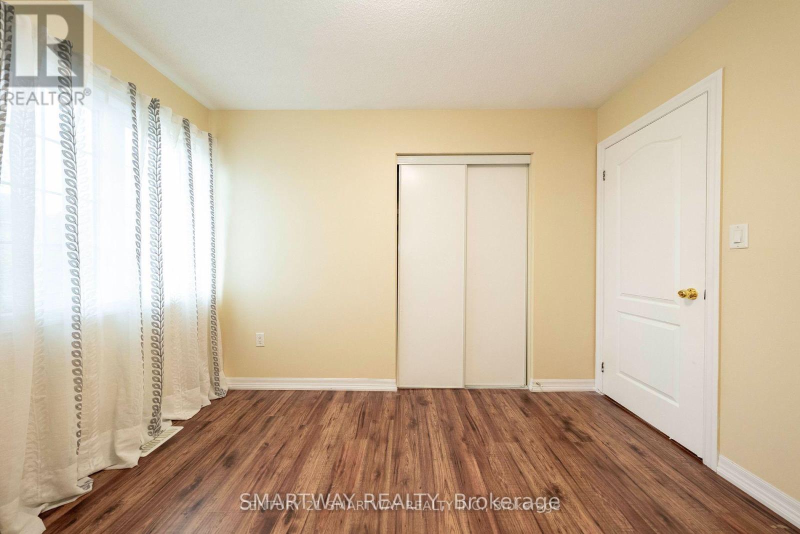 184 Montreal Circle, Hamilton, Ontario  L8E 0C6 - Photo 27 - X12819862