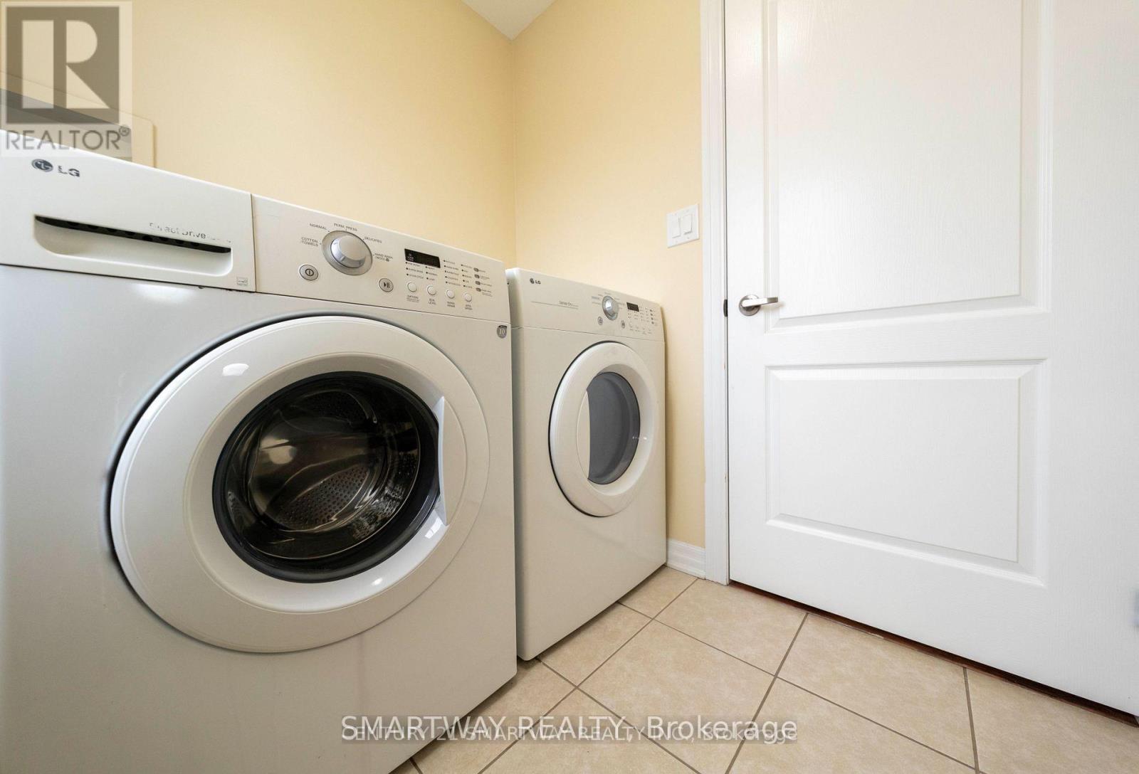 184 Montreal Circle, Hamilton, Ontario  L8E 0C6 - Photo 34 - X12819862