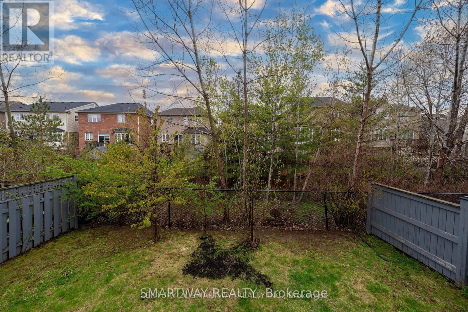 184 Montreal Circle, Hamilton, Ontario  L8E 0C6 - Photo 47 - X12819862