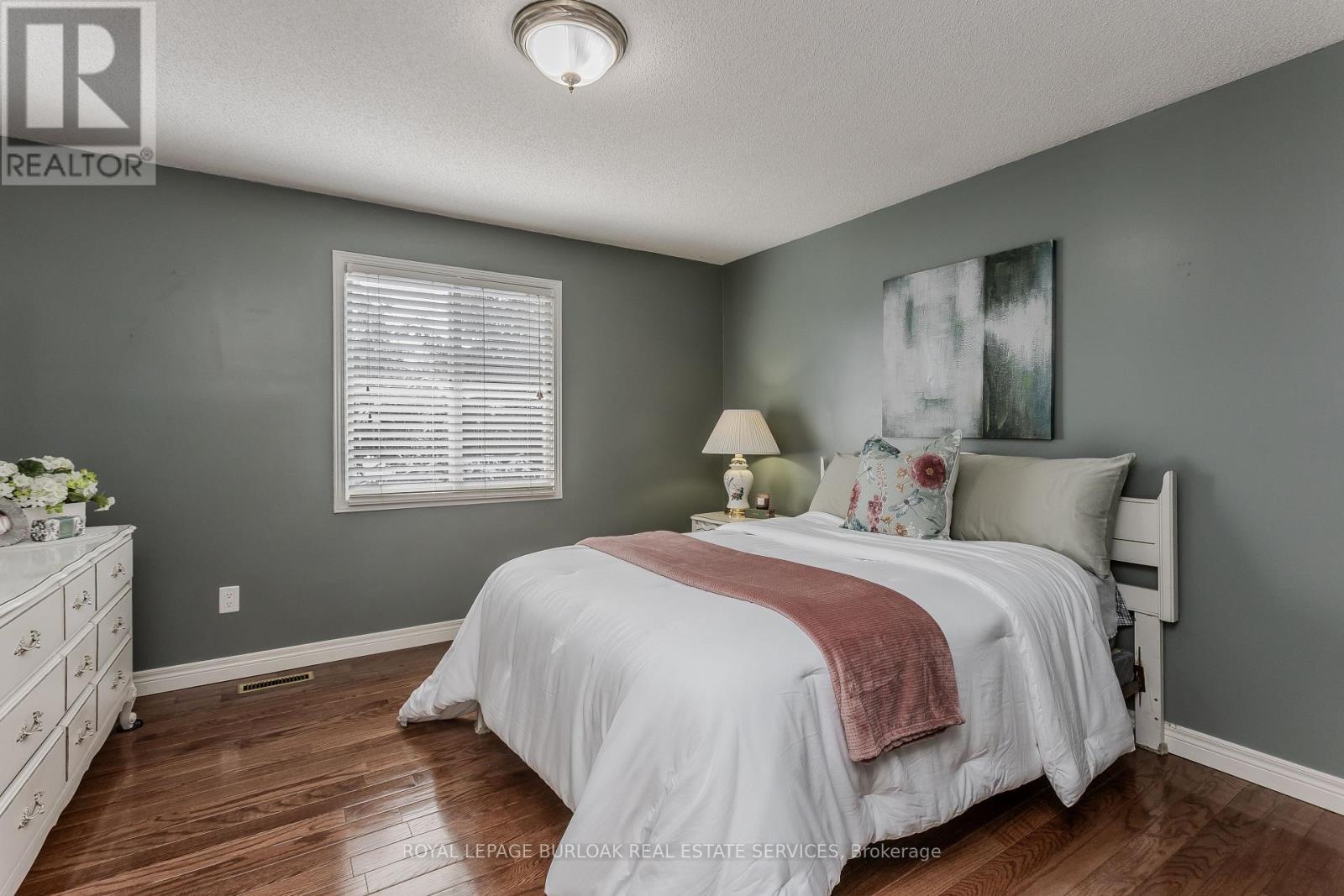 21 Isidore Place, Hamilton, Ontario  L8J 2P2 - Photo 30 - X12819888