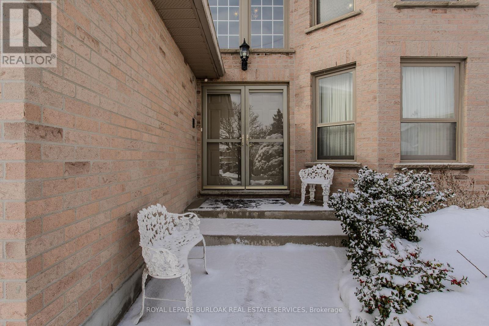 21 Isidore Place, Hamilton, Ontario  L8J 2P2 - Photo 44 - X12819888