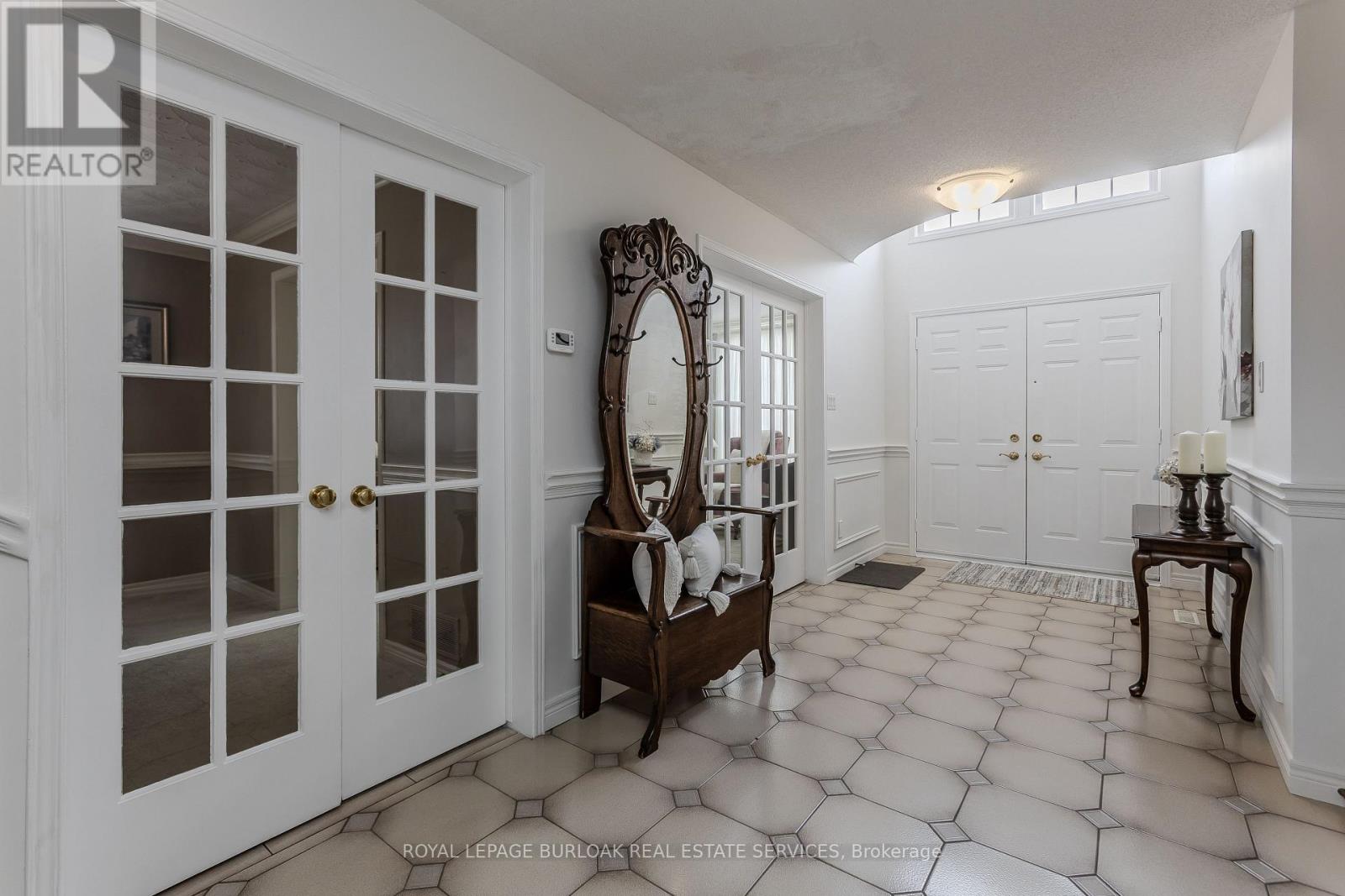 21 Isidore Place, Hamilton, Ontario  L8J 2P2 - Photo 6 - X12819888