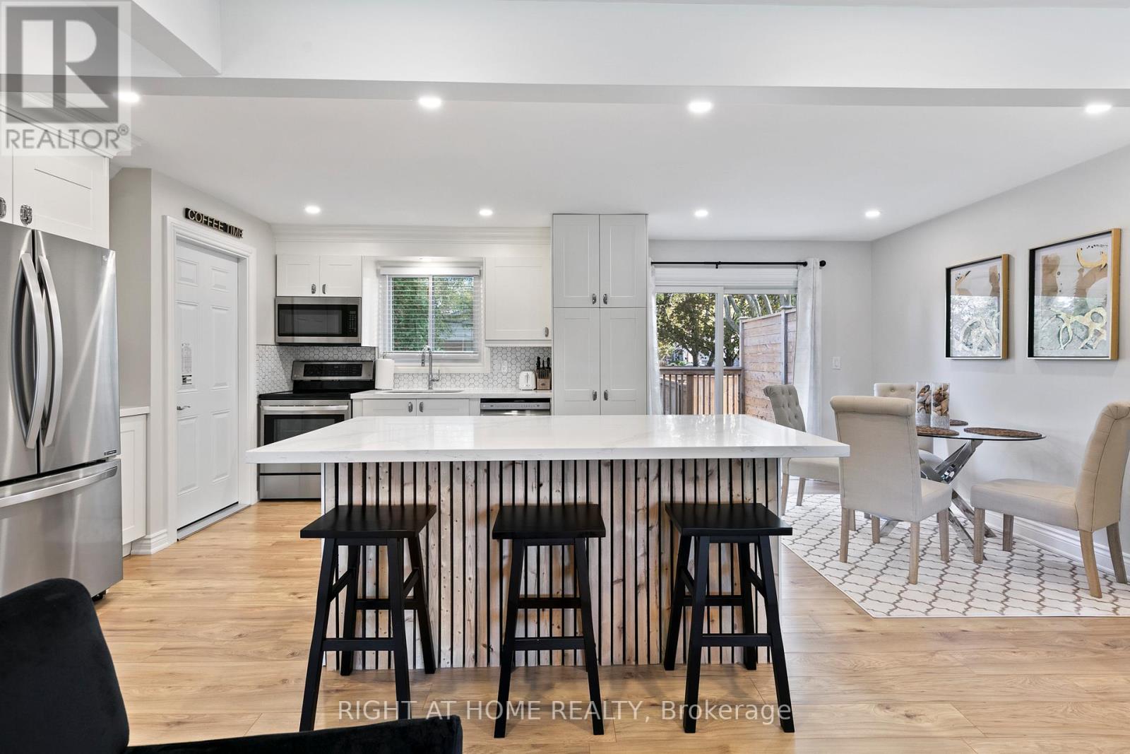 94 States Avenue, Amherstburg, Ontario  N9V 3M3 - Photo 2 - X12819904