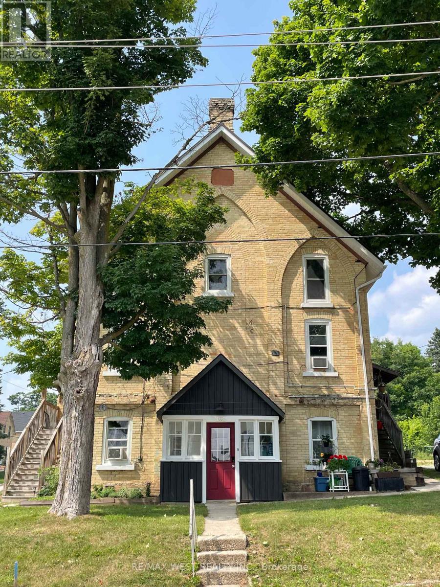 182 12TH STREET, Hanover, Ontario