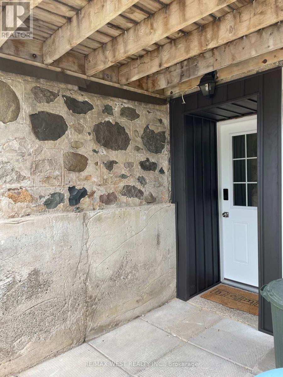 182 12th Street, Hanover, Ontario  N4N 1T8 - Photo 14 - X12819974