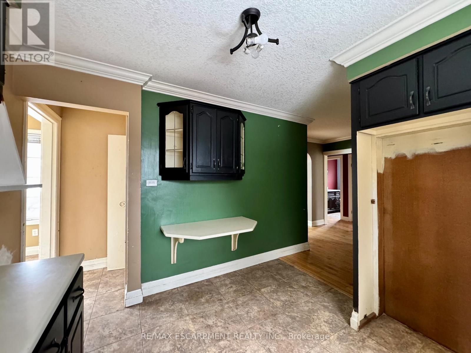 12 Spruce Street, St. Thomas, Ontario  N5R 1N5 - Photo 7 - X12819990