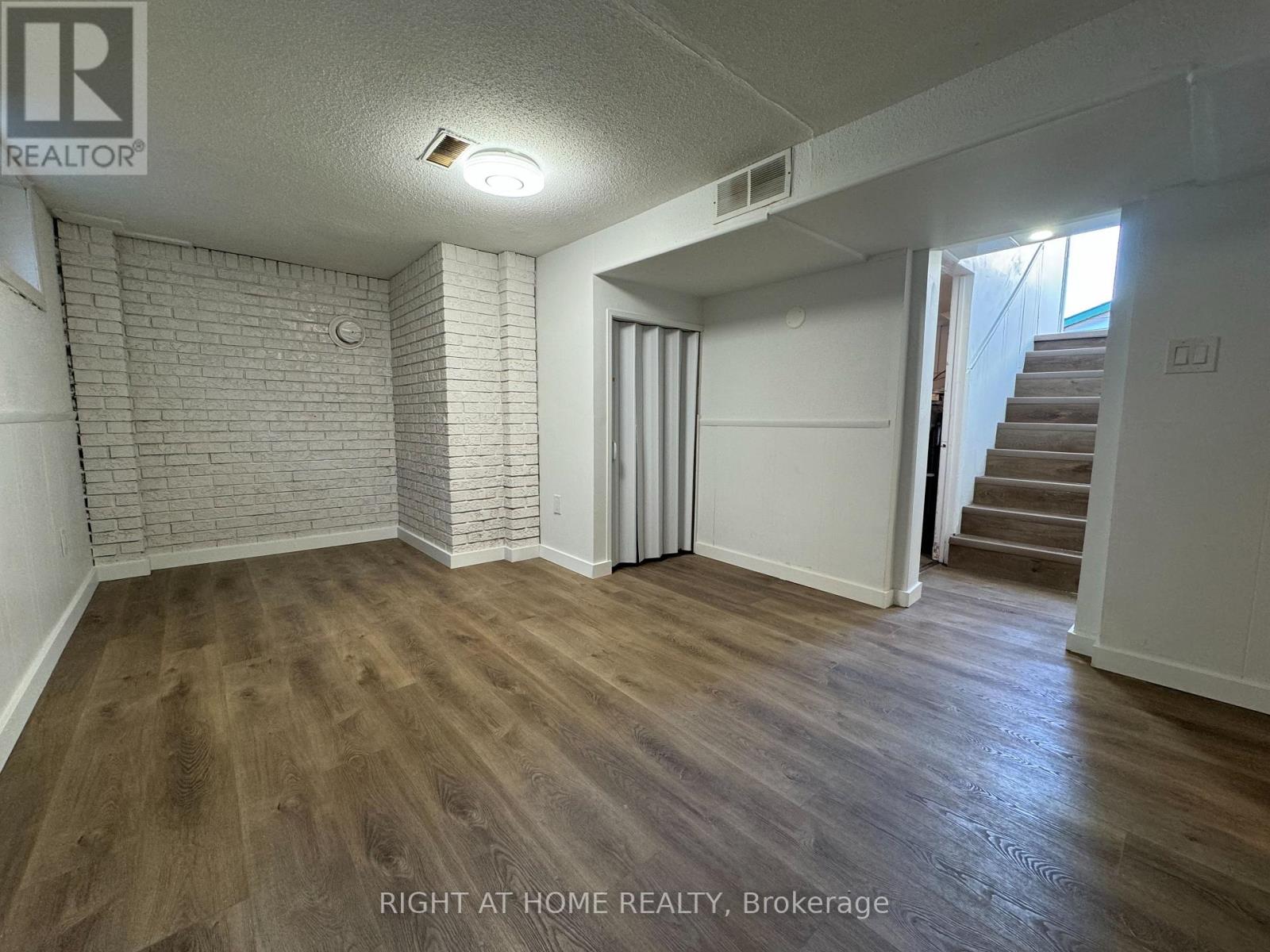 Lower - 950 Queens Boulevard, Kitchener, Ontario  N2M 1B4 - Photo 8 - X12819996