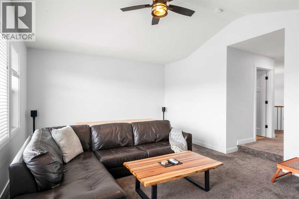 99 Ridge View Close, Cochrane, Alberta  T4C 0P8 - Photo 34 - A2286614