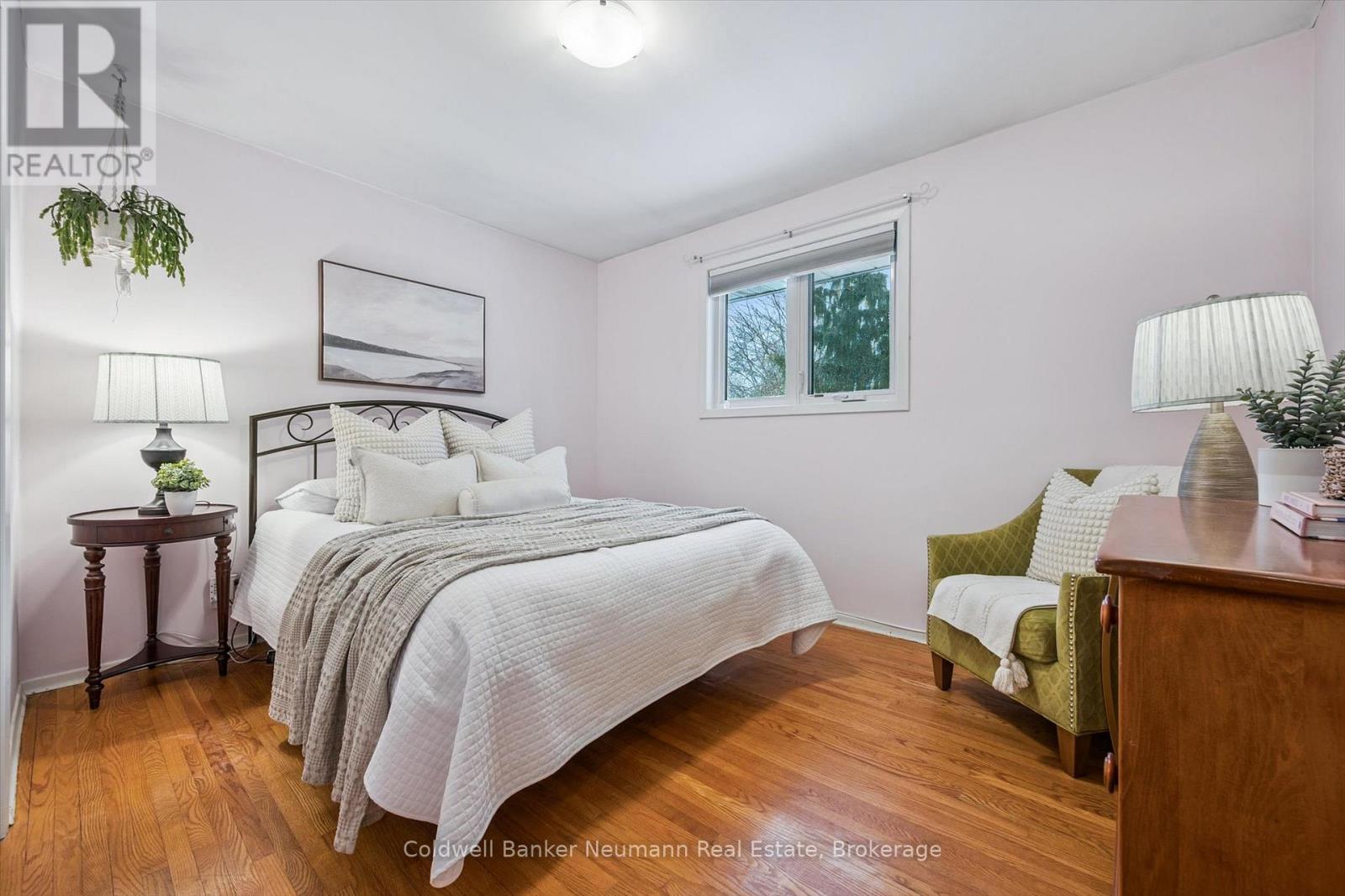 21 Oriole Crescent, Guelph, Ontario  N1G 1J5 - Photo 21 - X12801020