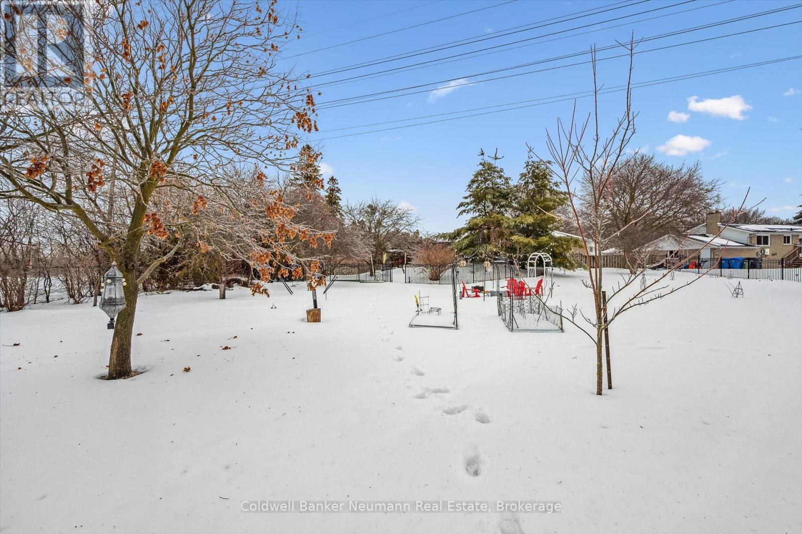 21 Oriole Crescent, Guelph, Ontario  N1G 1J5 - Photo 45 - X12801020