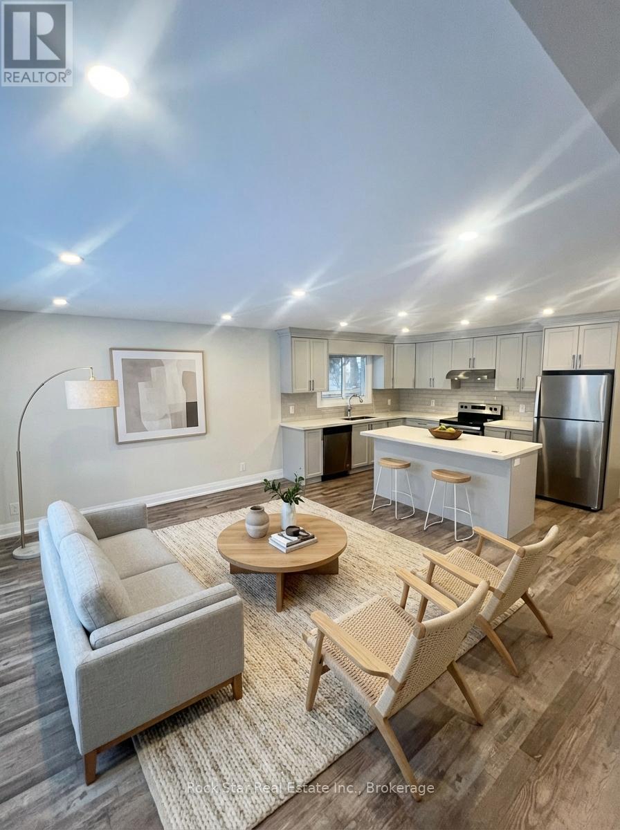 130 West 34th Street, Hamilton, Ontario  L9C 5K3 - Photo 2 - X12820162