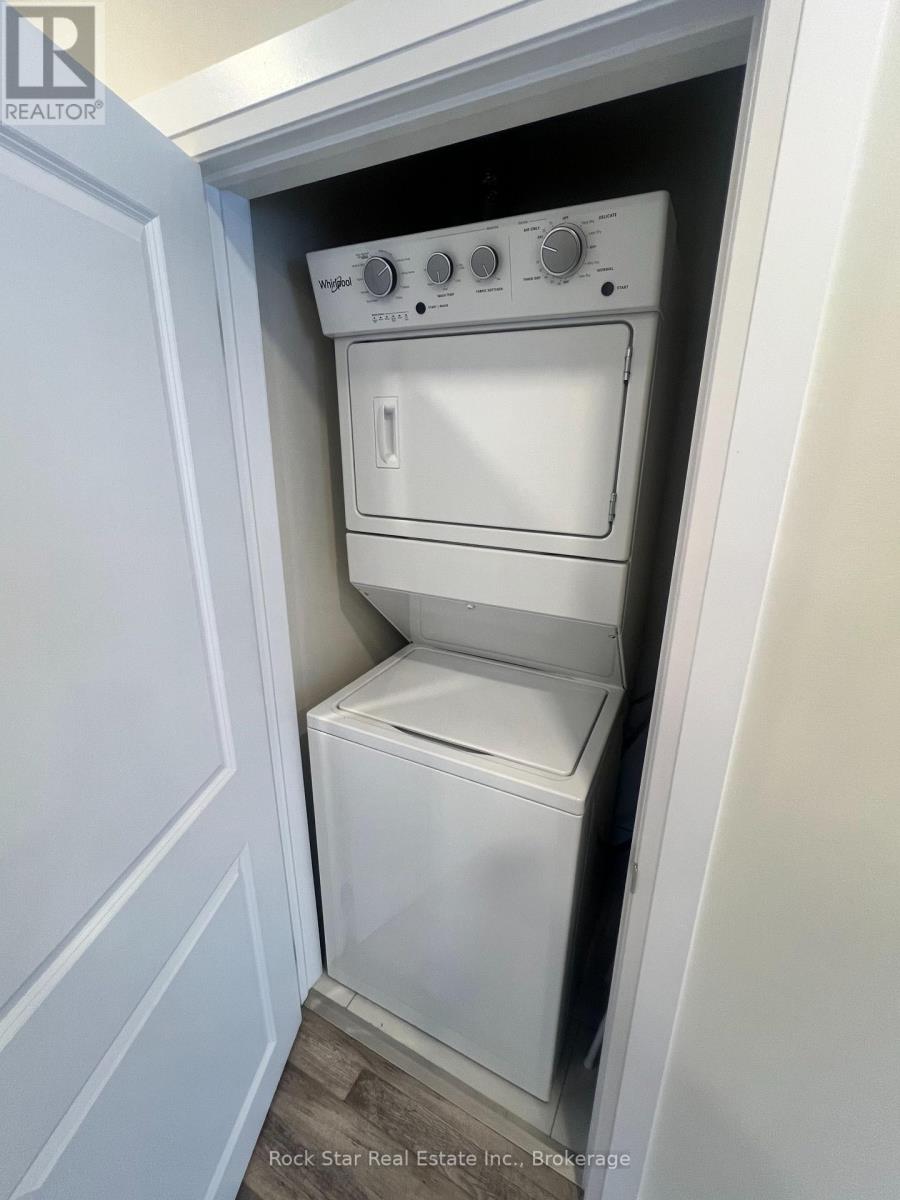 130 West 34th Street, Hamilton, Ontario  L9C 5K3 - Photo 8 - X12820162