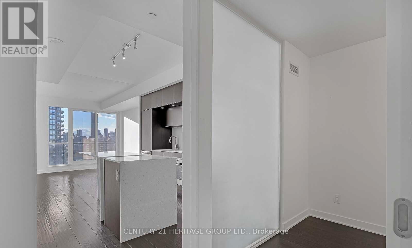 2107 - 170 Sumach Street, Toronto, Ontario  M5A 3K2 - Photo 5 - C12818926