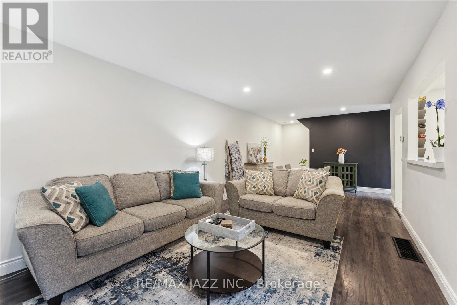 40 - 103 Dovedale Drive, Whitby (Downtown Whitby), Ontario  L1N 1Z7 - Photo 16 - E12820186