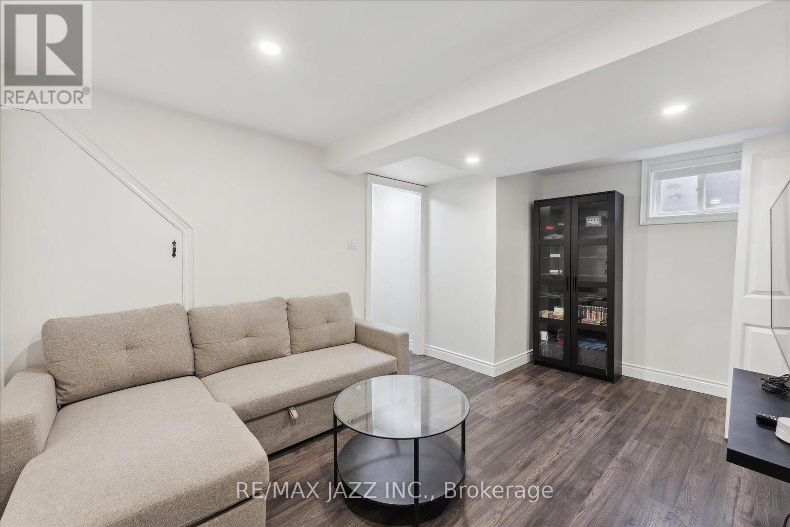 40 - 103 Dovedale Drive, Whitby (Downtown Whitby), Ontario  L1N 1Z7 - Photo 34 - E12820186