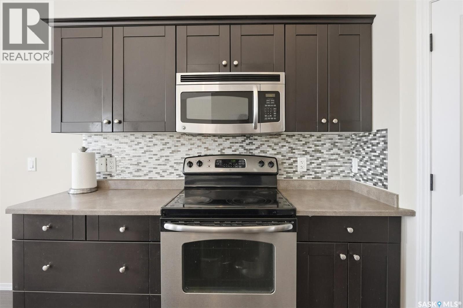 1018 Rempel Way, Saskatoon, Saskatchewan  S7T 0M6 - Photo 12 - SK029132