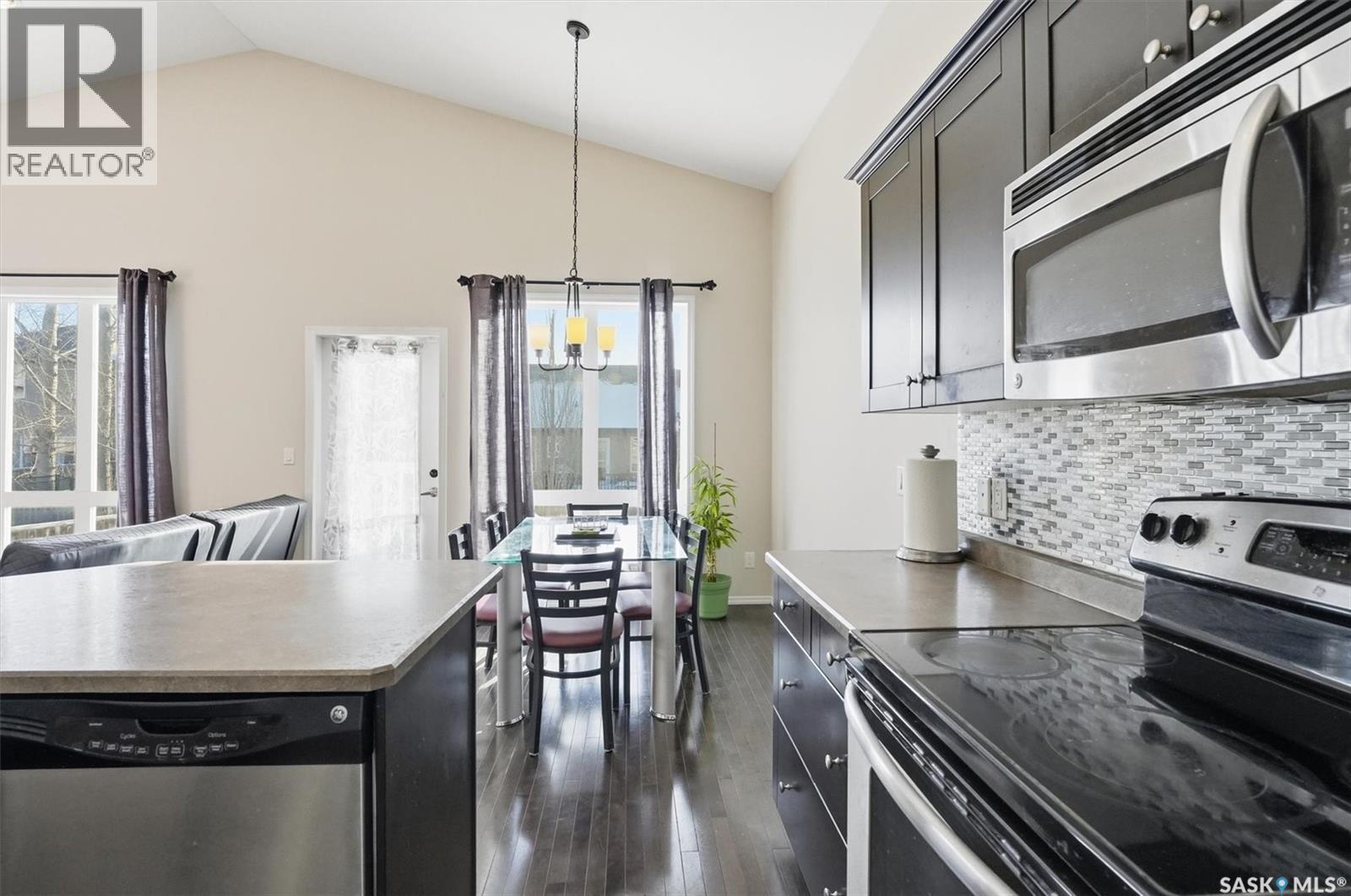 1018 Rempel Way, Saskatoon, Saskatchewan  S7T 0M6 - Photo 14 - SK029132