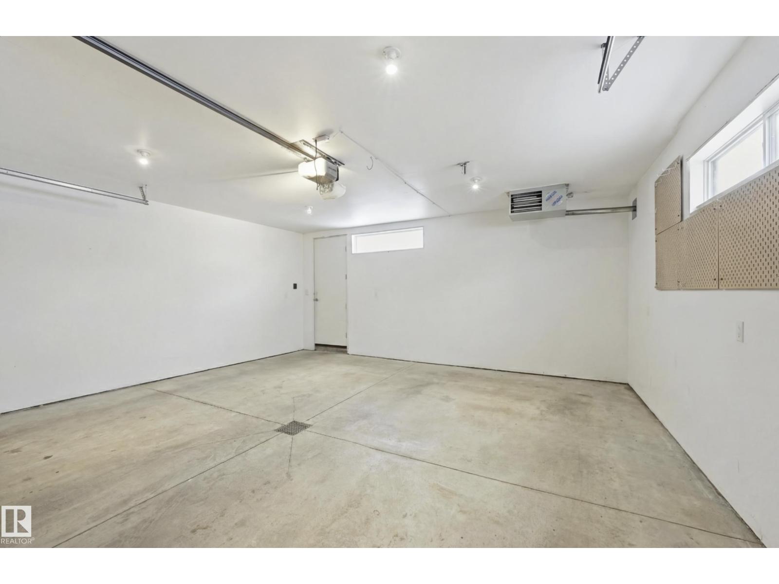 44b Valleyview Cr Nw, Edmonton, Alberta  T5R 5S6 - Photo 58 - E4473160